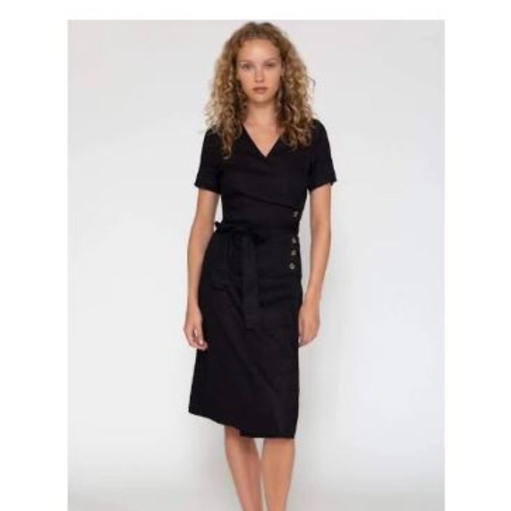 Black Wrap Midi Dress with Button Detail - Unknown Brand - Picture 13 of 13